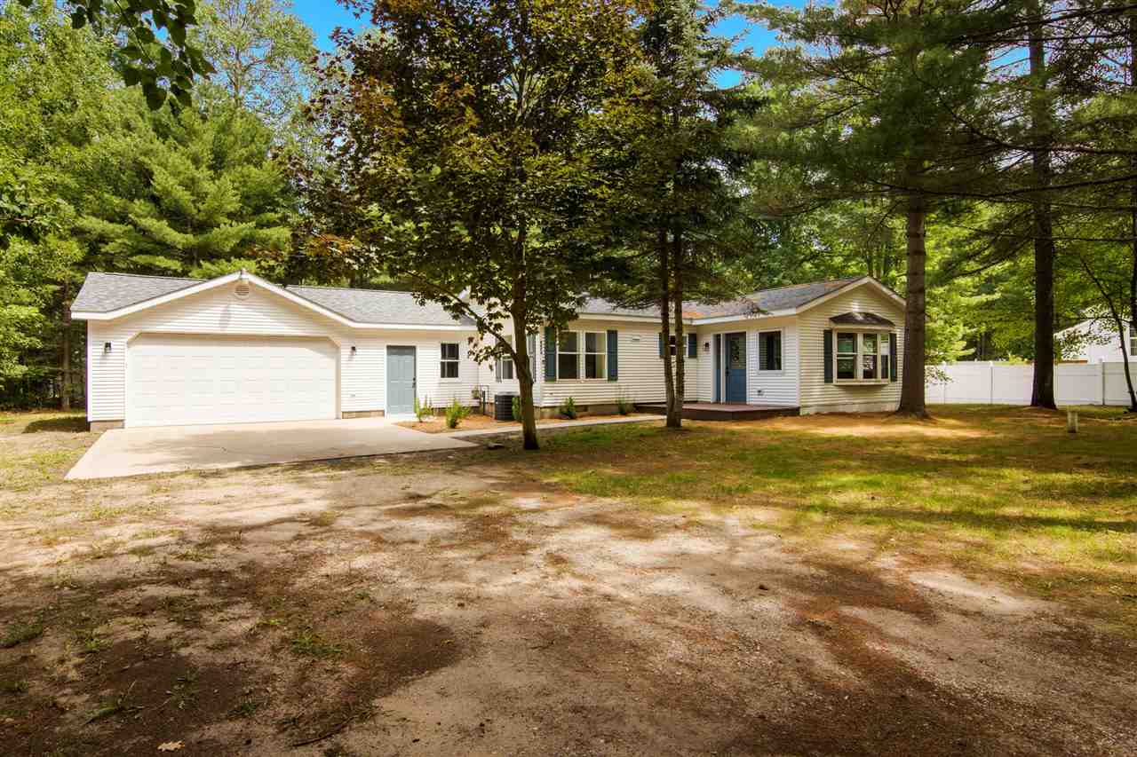 9374 NW Pine Circle Drive Rapid City MI 49676