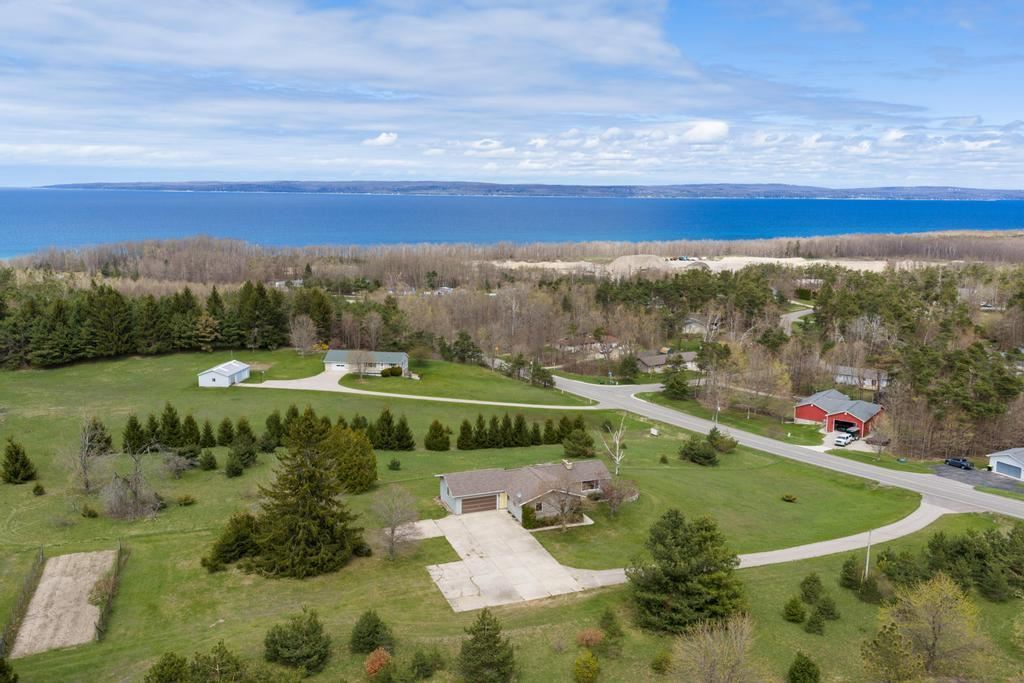 10675 Murray Road Charlevoix MI 49720