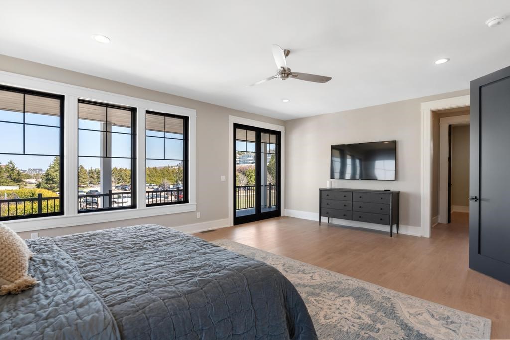 716 E Beach Street Bay Harbor MI 49770