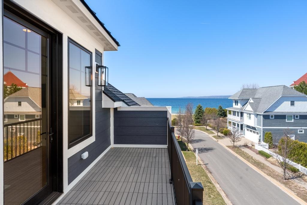 716 E Beach Street Bay Harbor MI 49770