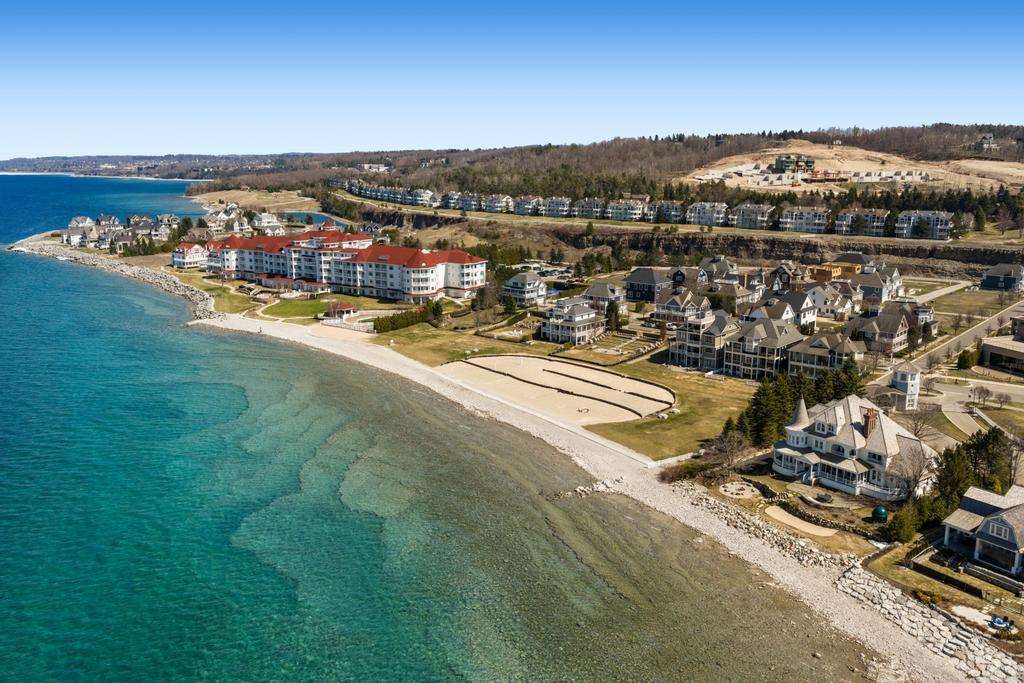 716 E Beach Street Bay Harbor MI 49770