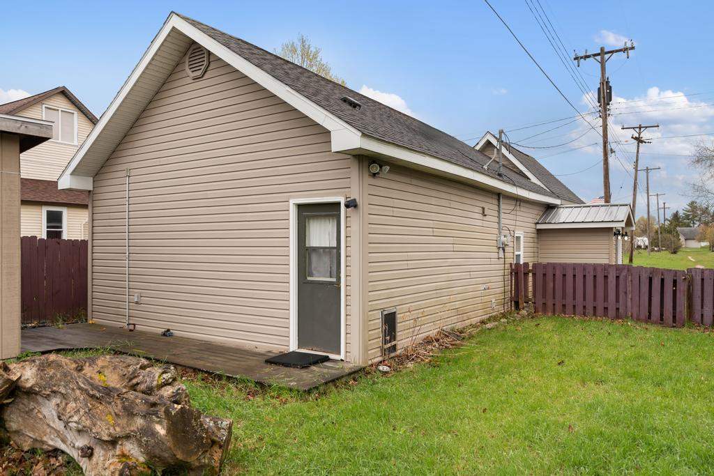 218 N Park Street Pellston MI 49769