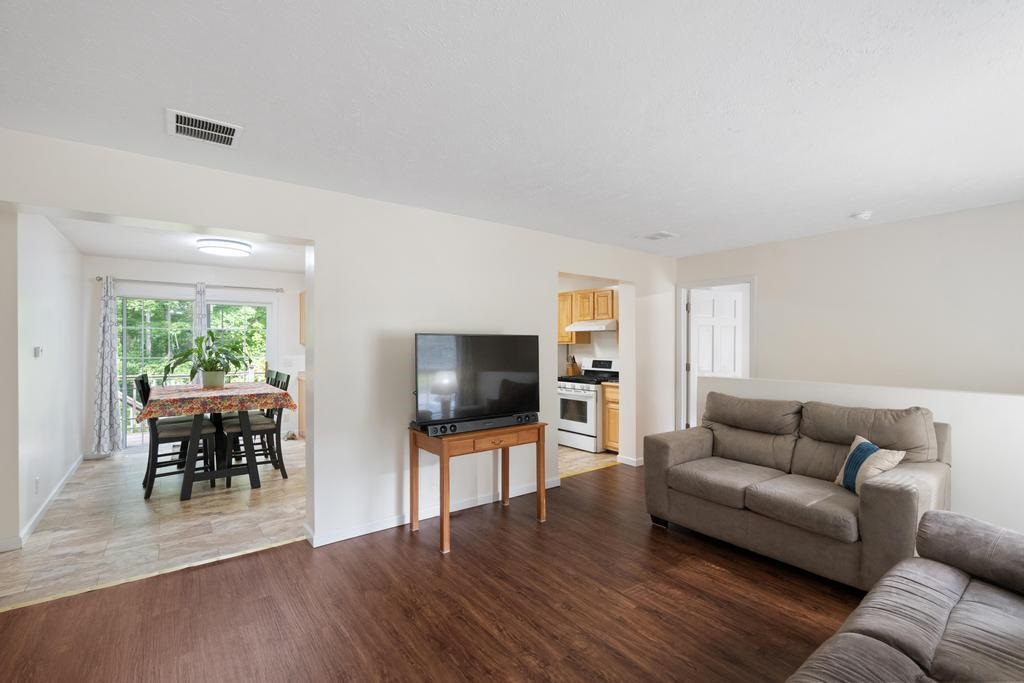 270 Highlands Pike Harbor Springs MI 49770