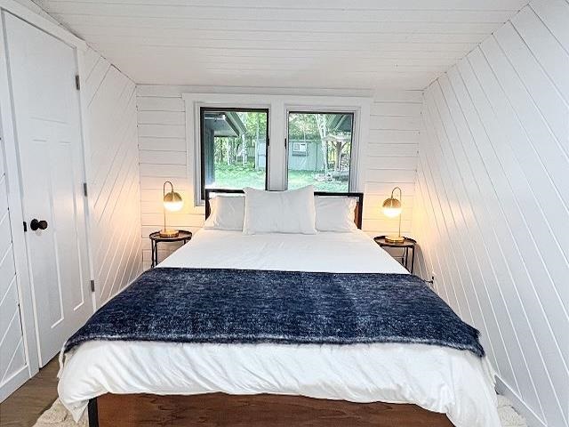 2601 N Lake Shore Drive Harbor Springs MI 49740