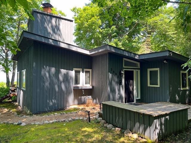 2601 N Lake Shore Drive Harbor Springs MI 49740