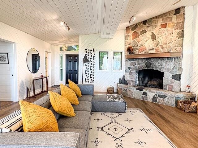 2601 N Lake Shore Drive Harbor Springs MI 49740