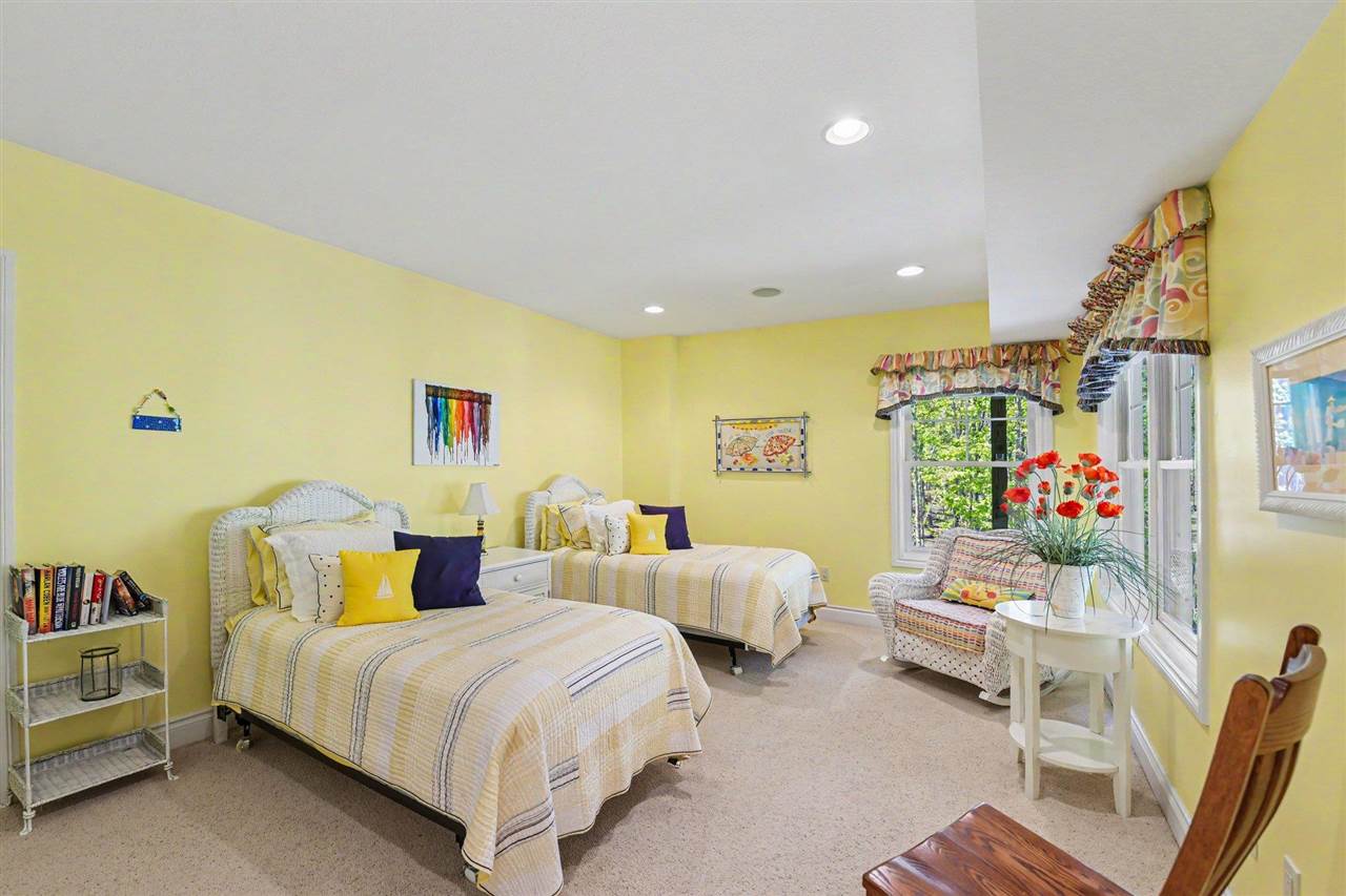 5654 Cherry Court Petoskey MI 49770