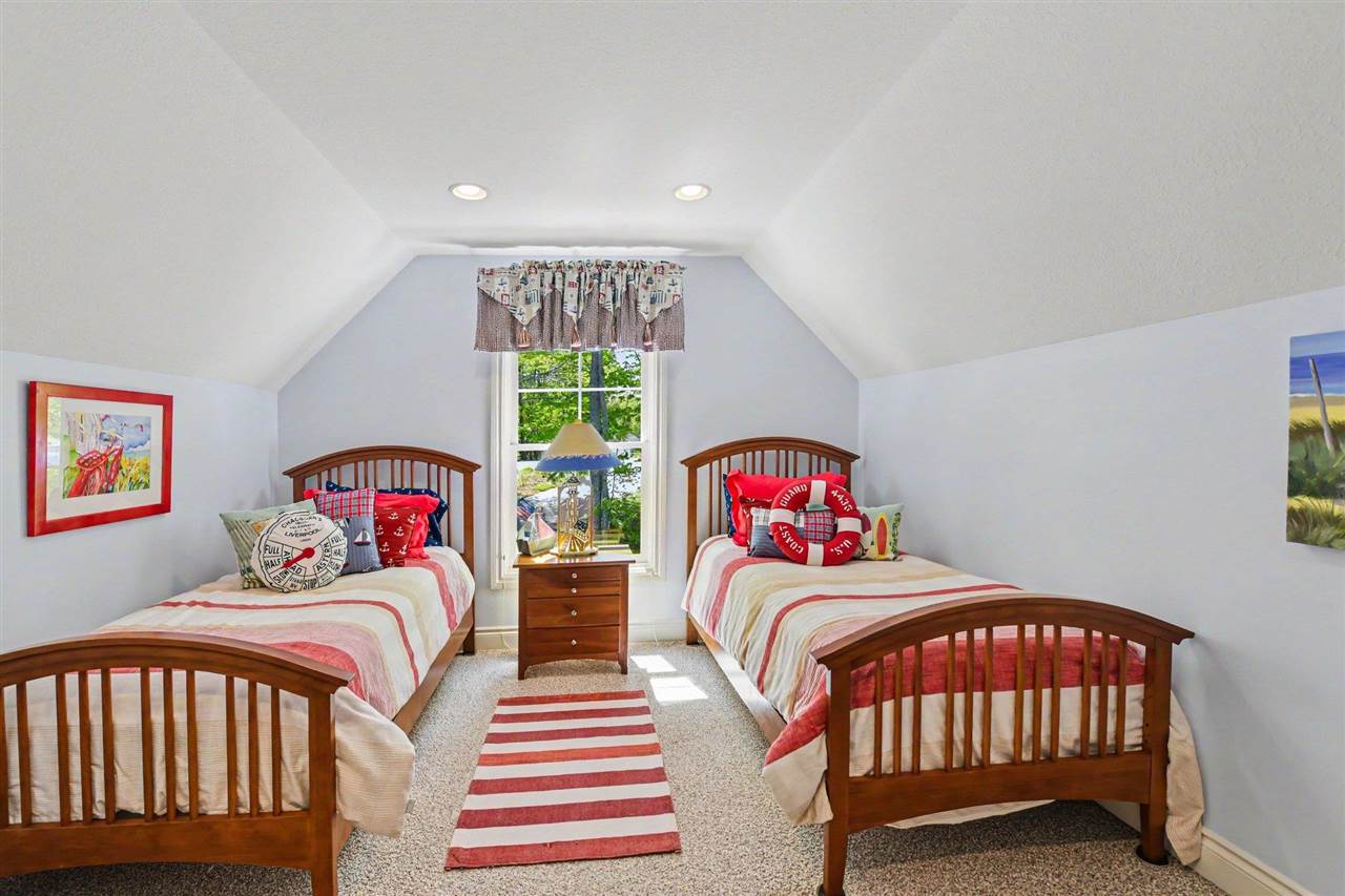 5654 Cherry Court Petoskey MI 49770