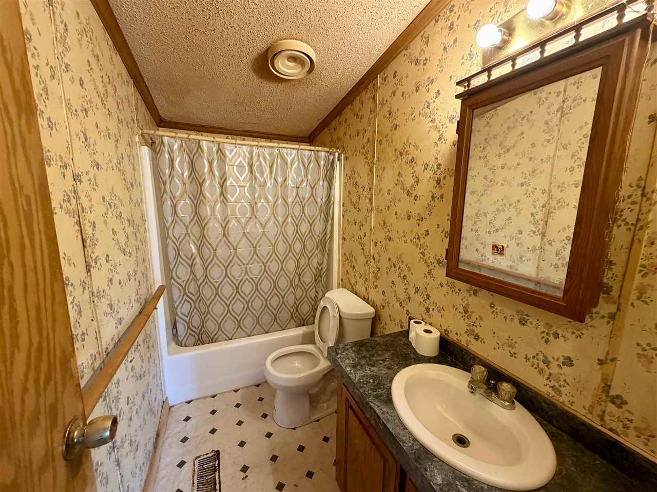 607 Third Street East Jordan MI 49727