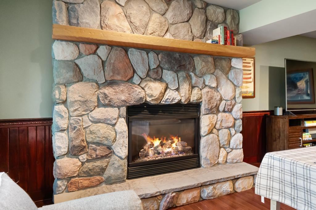 1411 Woodview Court Petoskey MI 49770