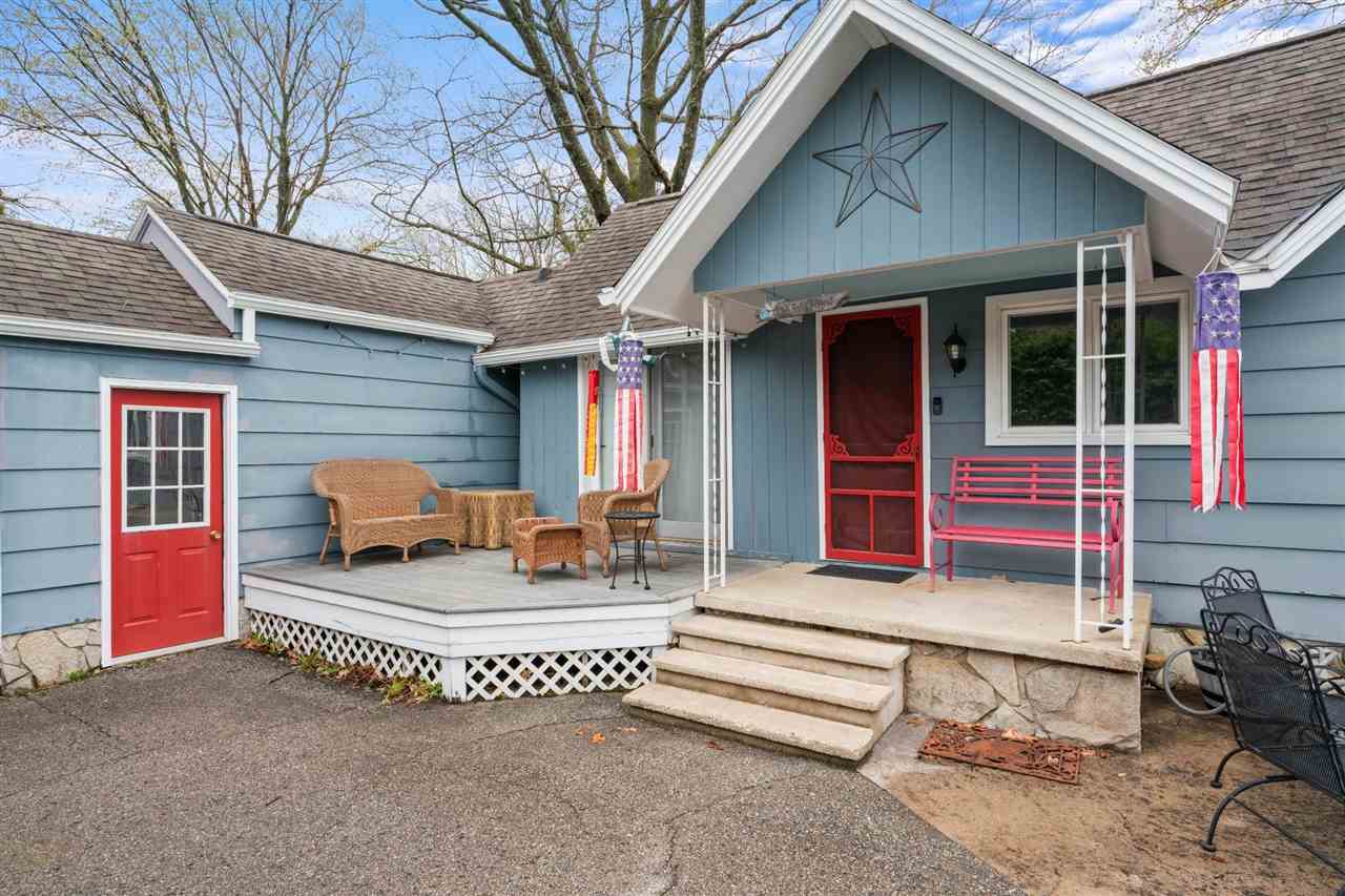 535 Hoyt Street Harbor Springs MI 49770