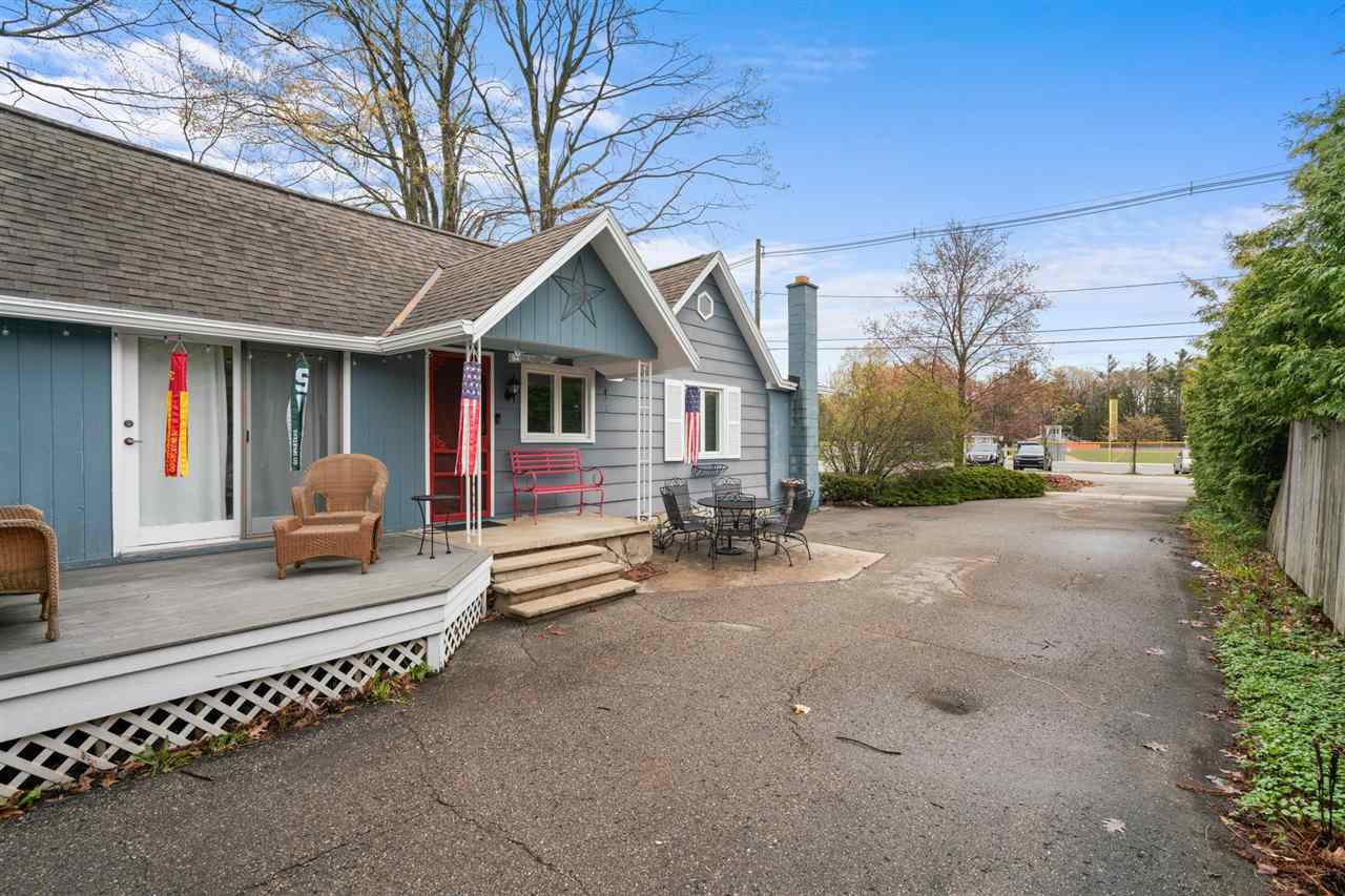 535 Hoyt Street Harbor Springs MI 49770