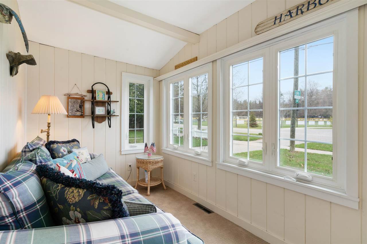 535 Hoyt Street Harbor Springs MI 49770