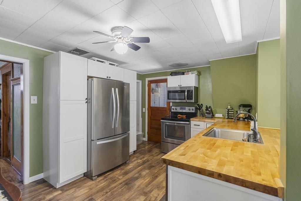 616 Main Street East Jordan MI 49727