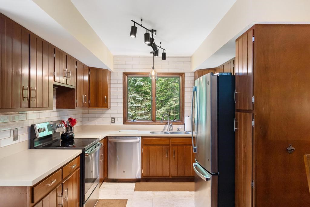 200 Birchwood Drive Harbor Springs MI 49740