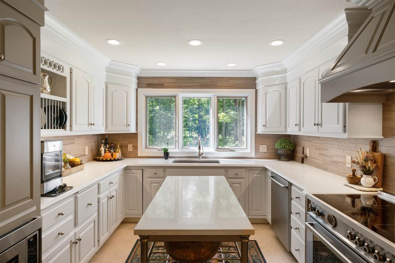 2340 Pinecrest Harbor Springs MI 49740