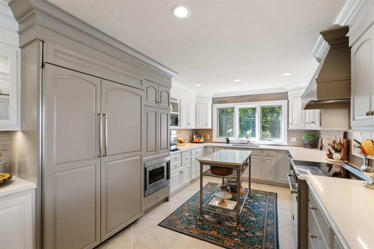 2340 Pinecrest Harbor Springs MI 49740