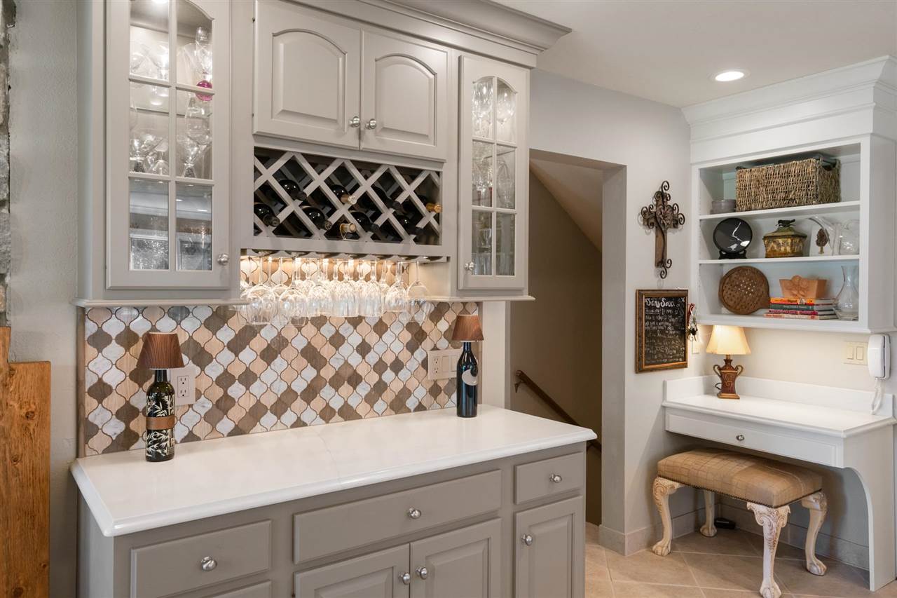 2340 Pinecrest Harbor Springs MI 49740