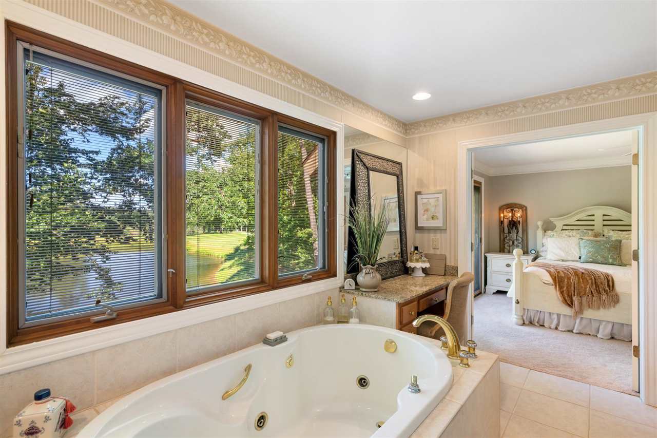 2340 Pinecrest Harbor Springs MI 49740