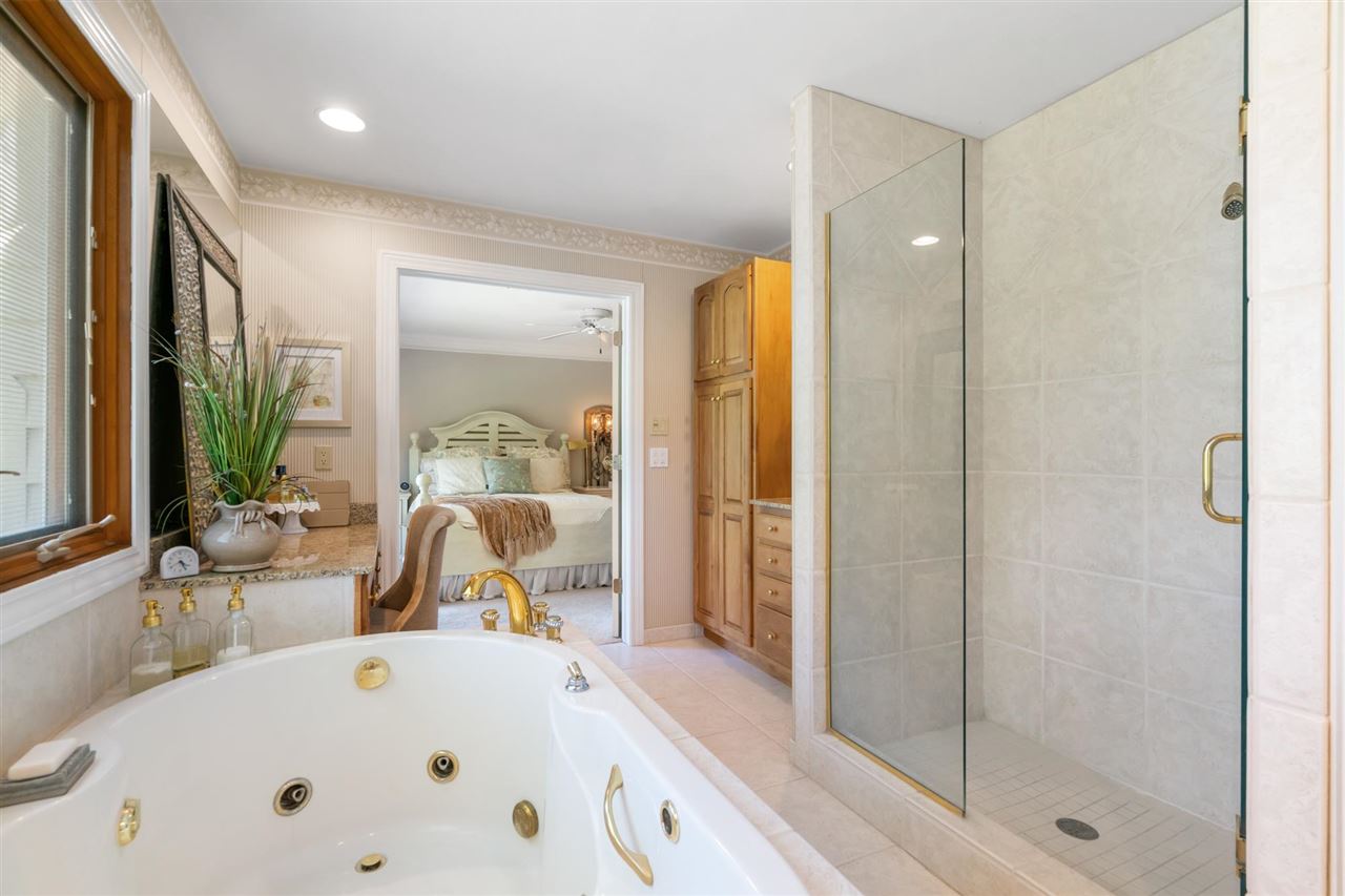 2340 Pinecrest Harbor Springs MI 49740