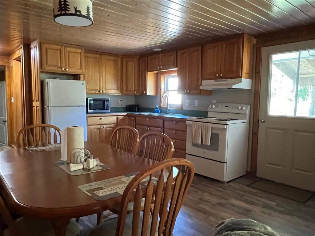 32544 S Bobby Drive Drummond Island MI 49726