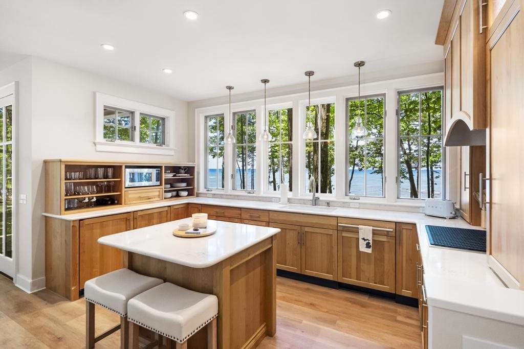 2837 Walden Road Harbor Springs MI 49740