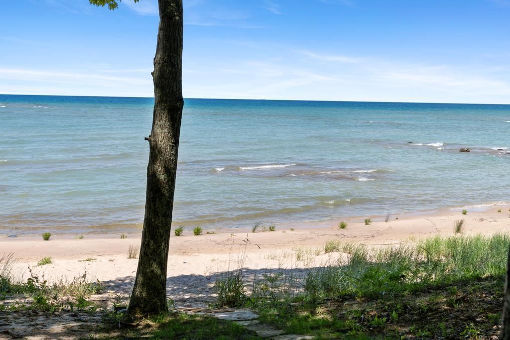 2837 Walden Road Harbor Springs MI 49740