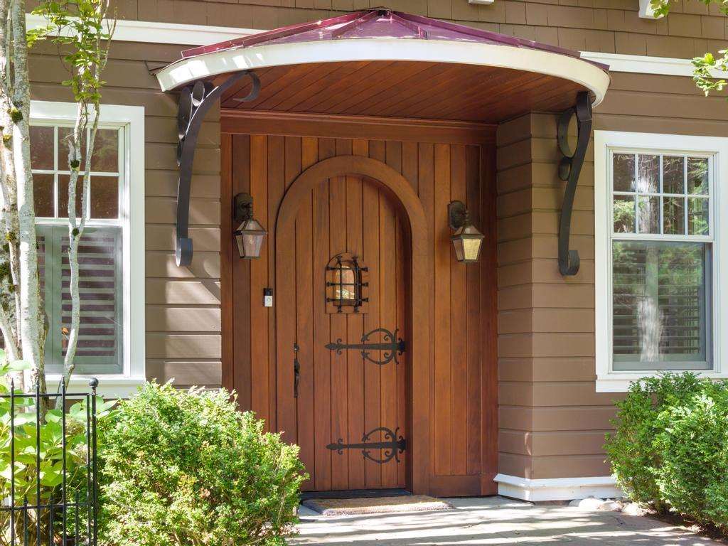 5140 Thorne Swift Court Harbor Springs MI 49740