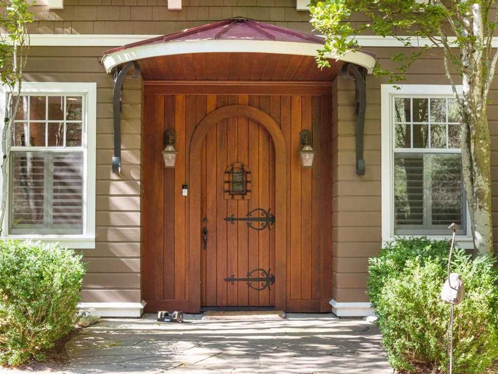 5140 Thorne Swift Court Harbor Springs MI 49740