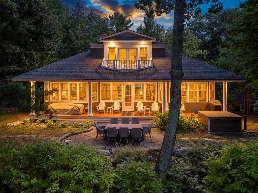 5140 Thorne Swift Court Harbor Springs MI 49740