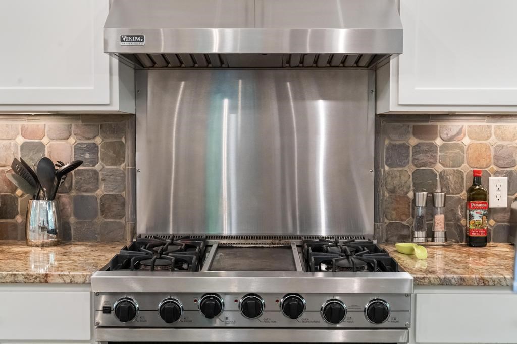 5140 Thorne Swift Court Harbor Springs MI 49740