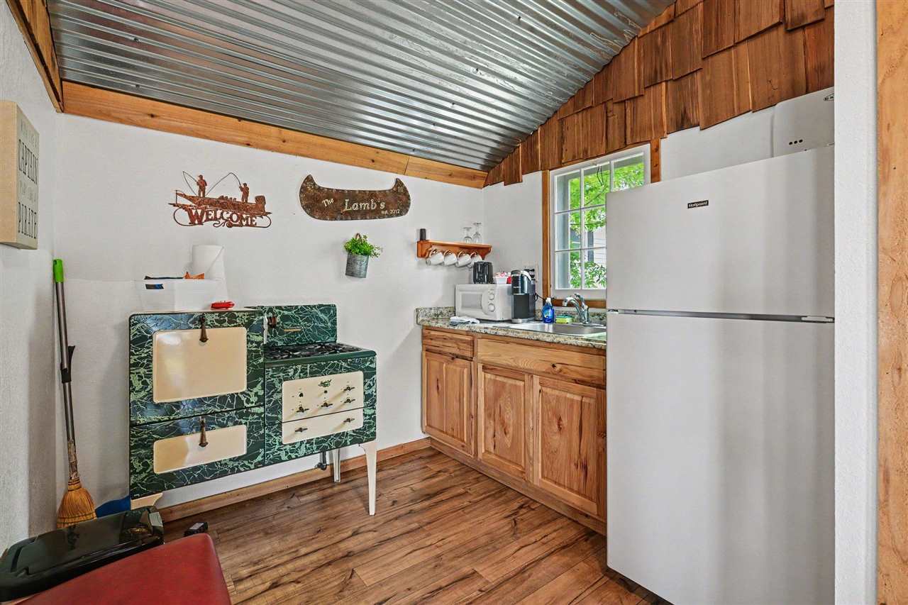 5124 Beechwood Avenue Gaylord MI 49735