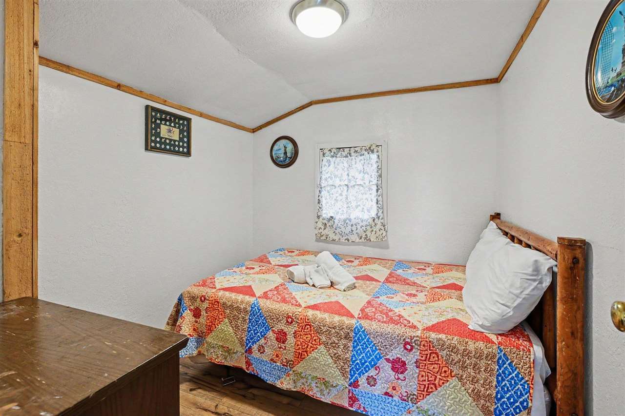 5124 Beechwood Avenue Gaylord MI 49735