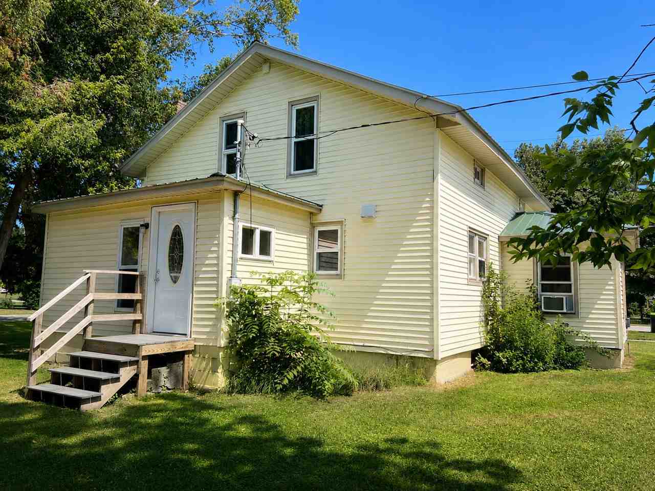 113 Ducharme Street Mackinaw City MI 49701