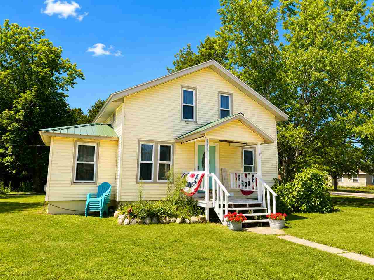 113 Ducharme Street Mackinaw City MI 49701
