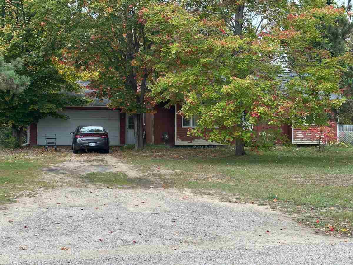 7084 Center Street Alanson MI 49706