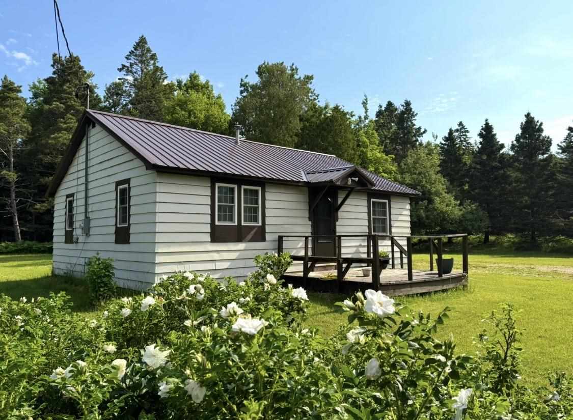 3870 W Us-2 Highway Gulliver MI 49840