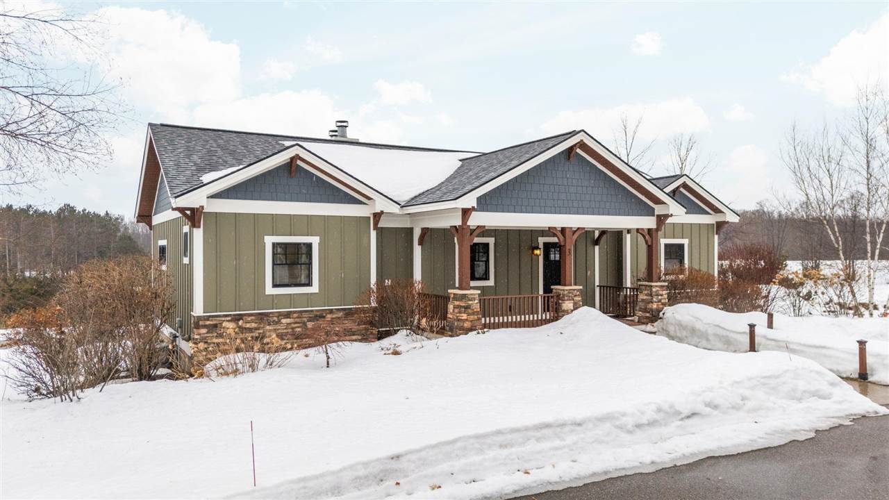 2574 Highlander Drive Harbor Springs MI 49740