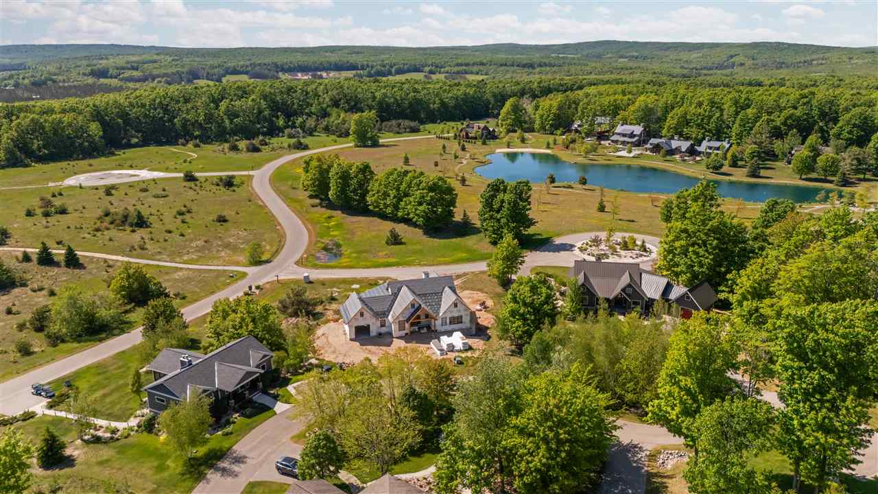 2574 Highlander Drive Harbor Springs MI 49740