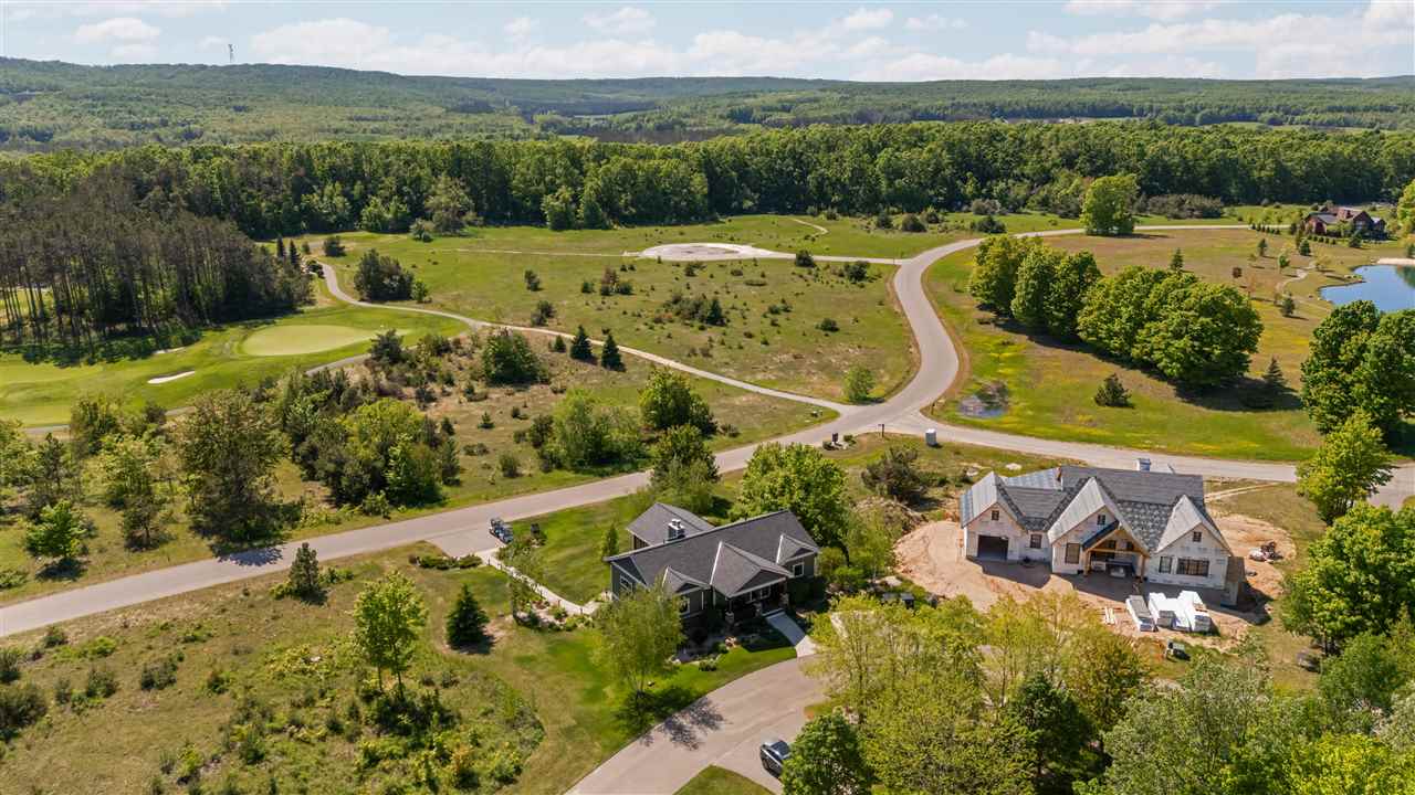 2574 Highlander Drive Harbor Springs MI 49740