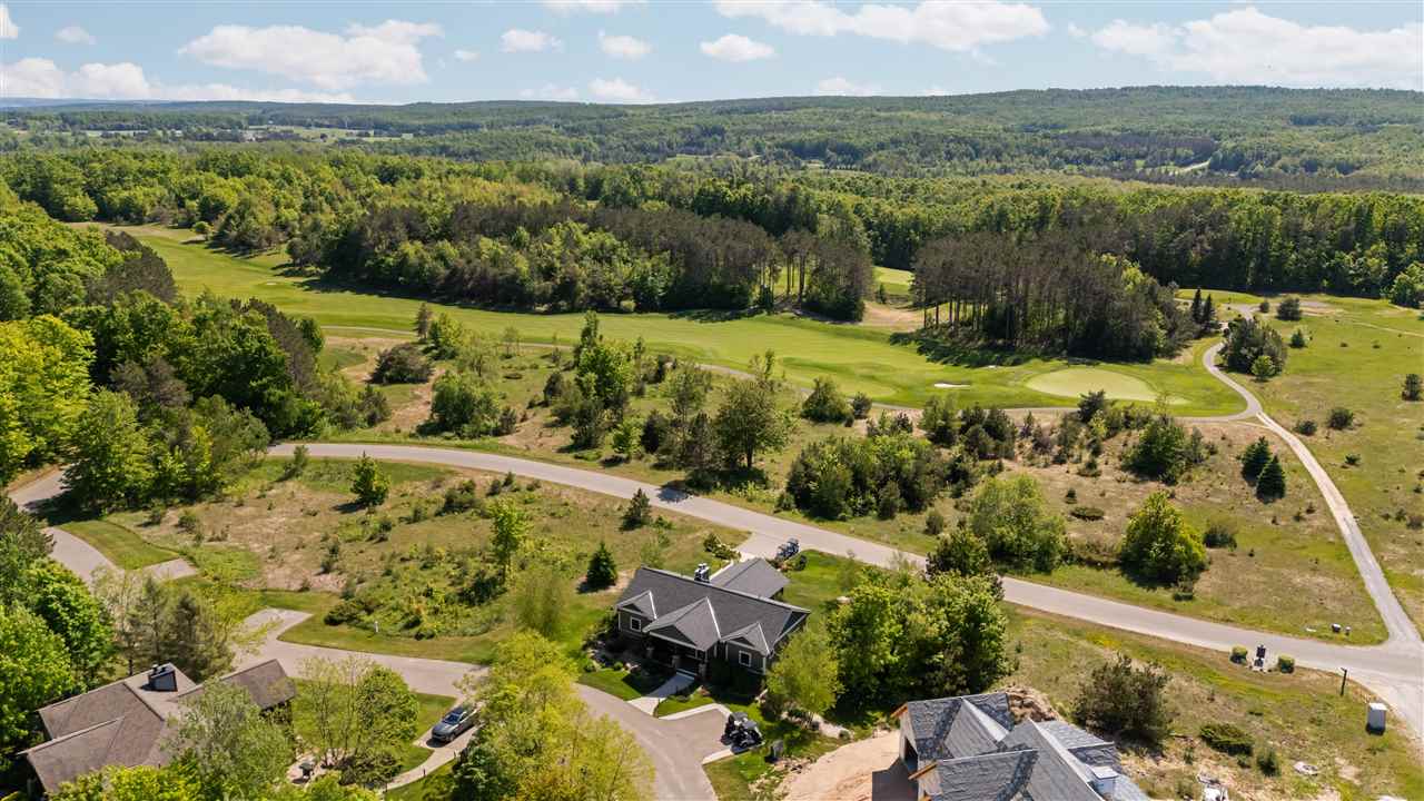 2574 Highlander Drive Harbor Springs MI 49740