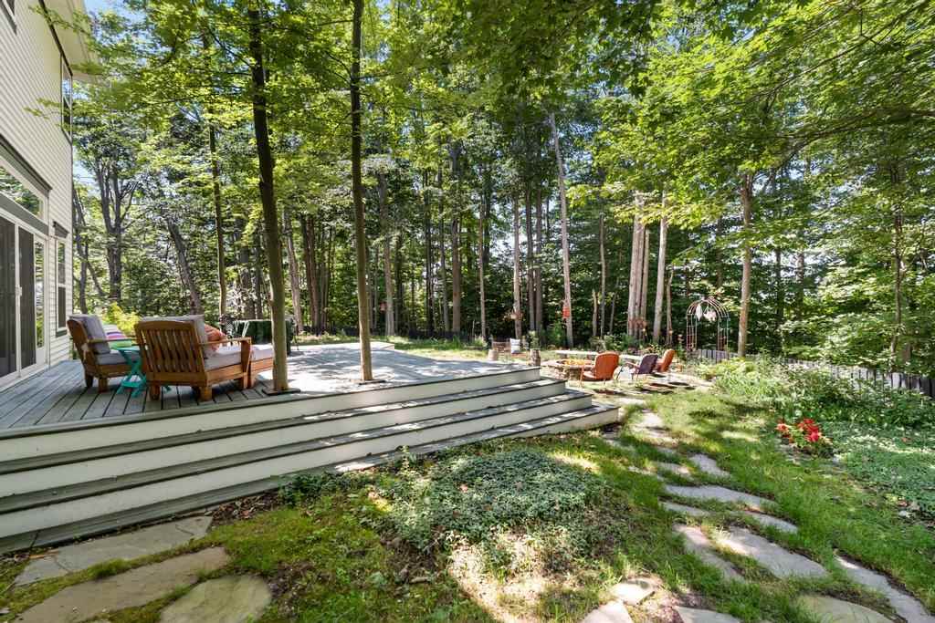 1035 Autumn Lane Petoskey MI 49740