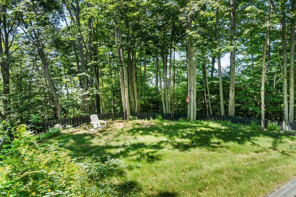 1035 Autumn Lane Petoskey MI 49740