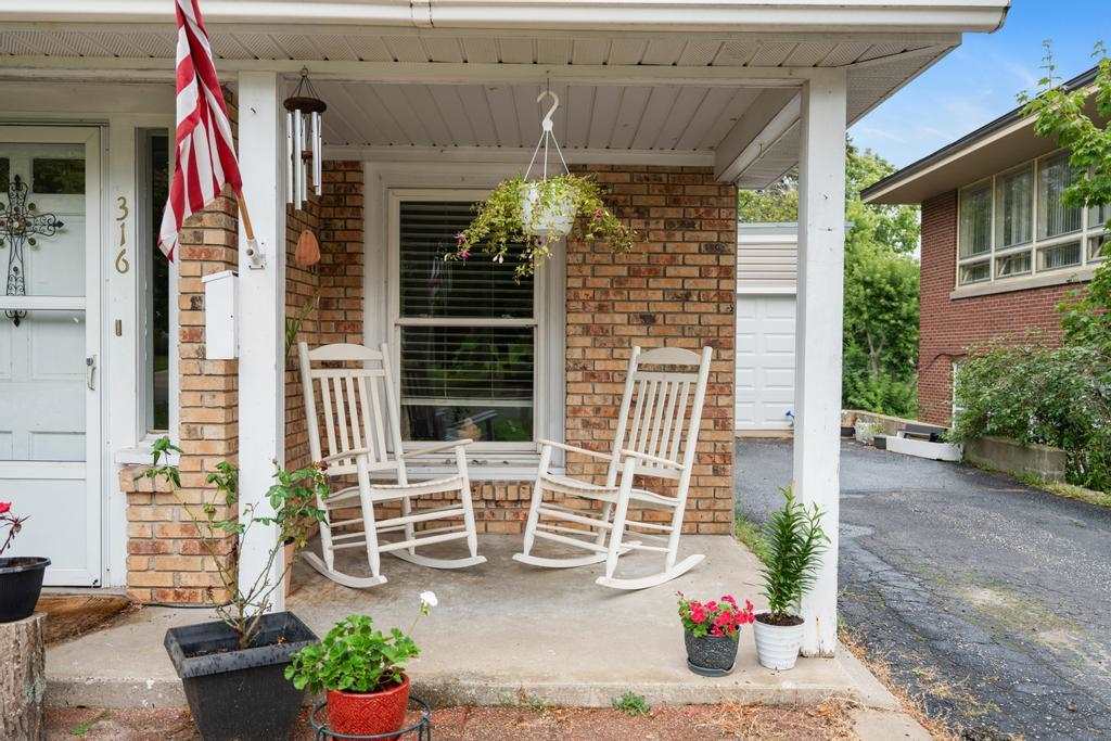 316 Monroe Street Petoskey MI 49770