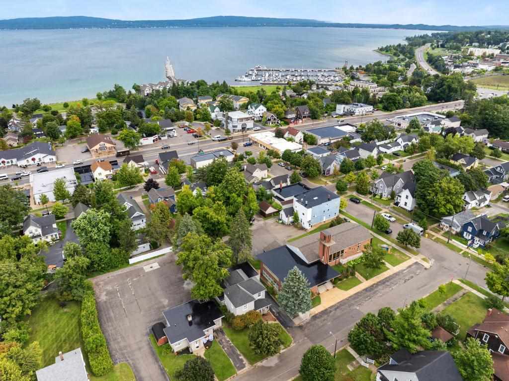 316 Monroe Street Petoskey MI 49770