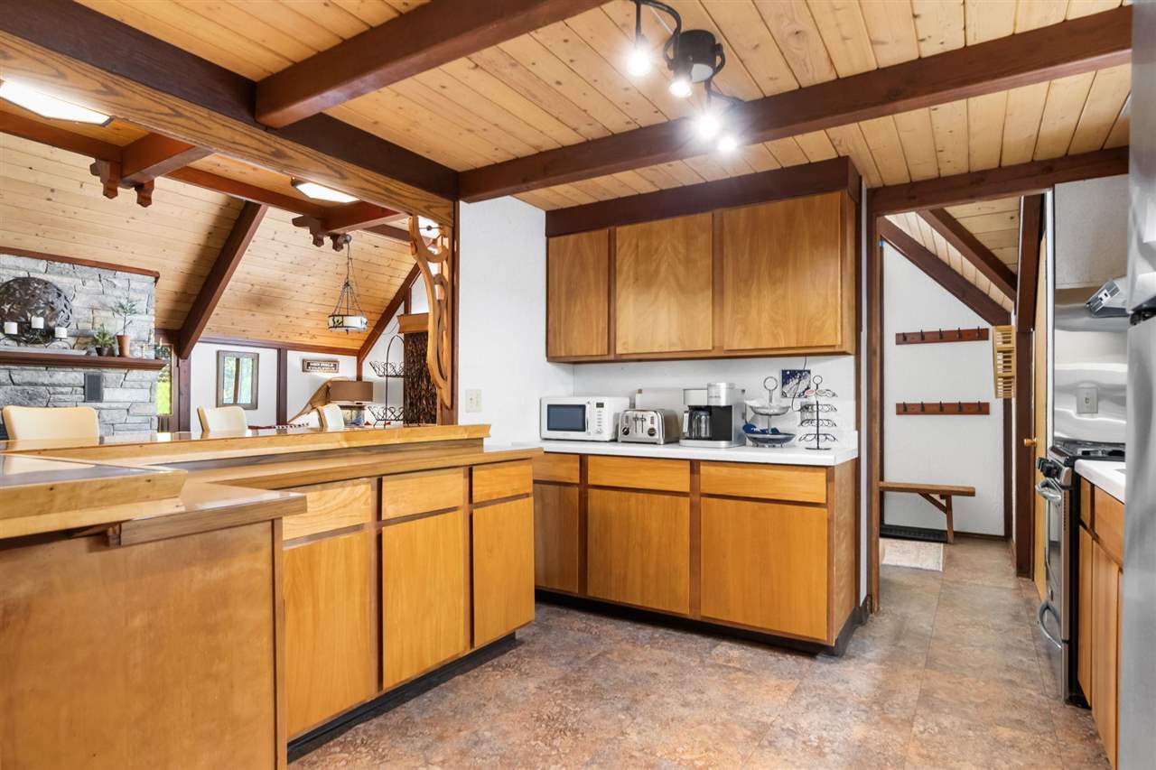 5360 Tyrol Lane Harbor Springs MI 49740