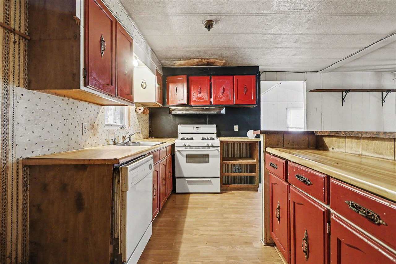 1673 Pine Drive Traverse City MI 49686