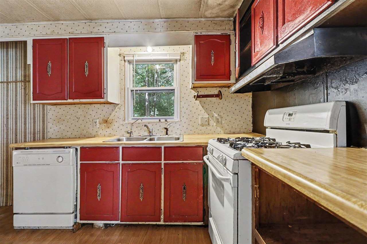 1673 Pine Drive Traverse City MI 49686