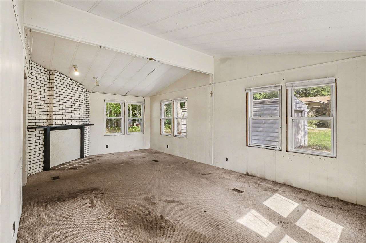 1673 Pine Drive Traverse City MI 49686