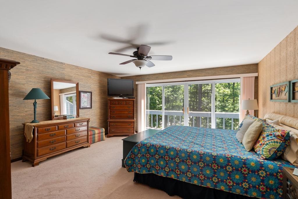 1595 Broken Bow Harbor Springs MI 49740